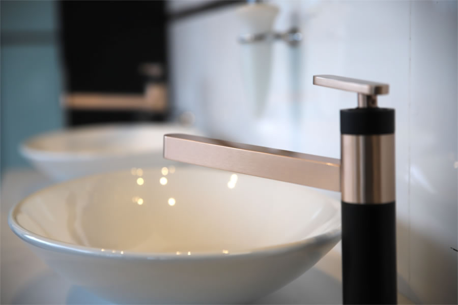 Practical and stylish bathroom tapware 1
